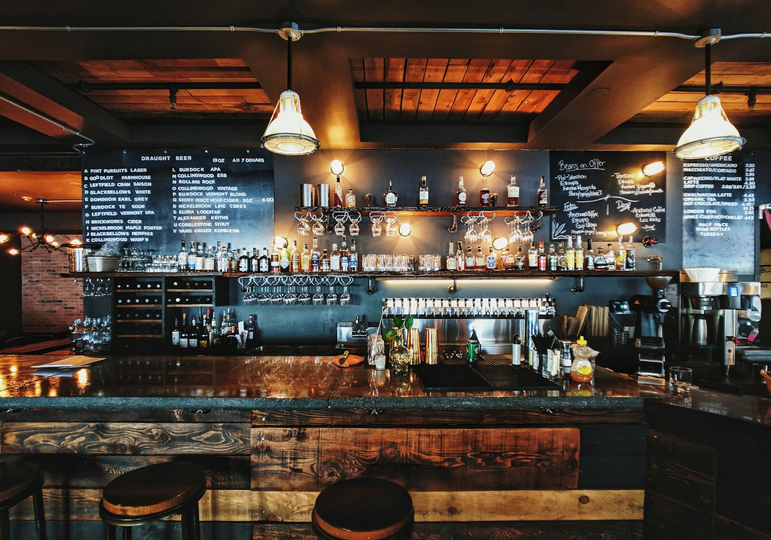 The bar at Cendre
